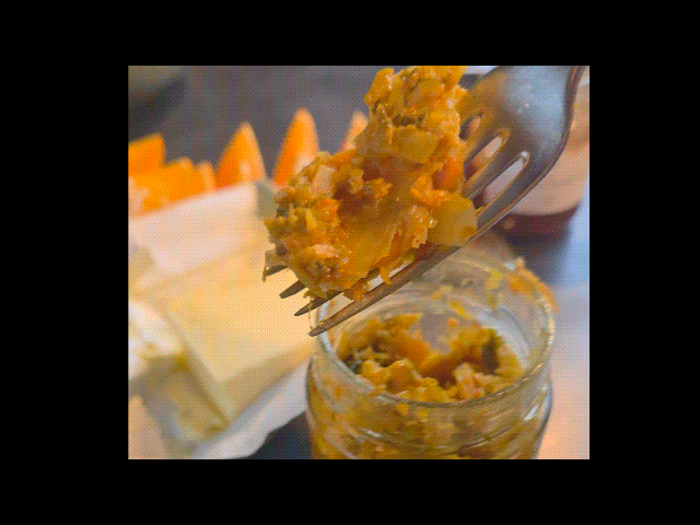 Comparaison manger à la fourchette vs sur du pain